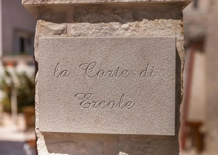La Corte Di Ercole
