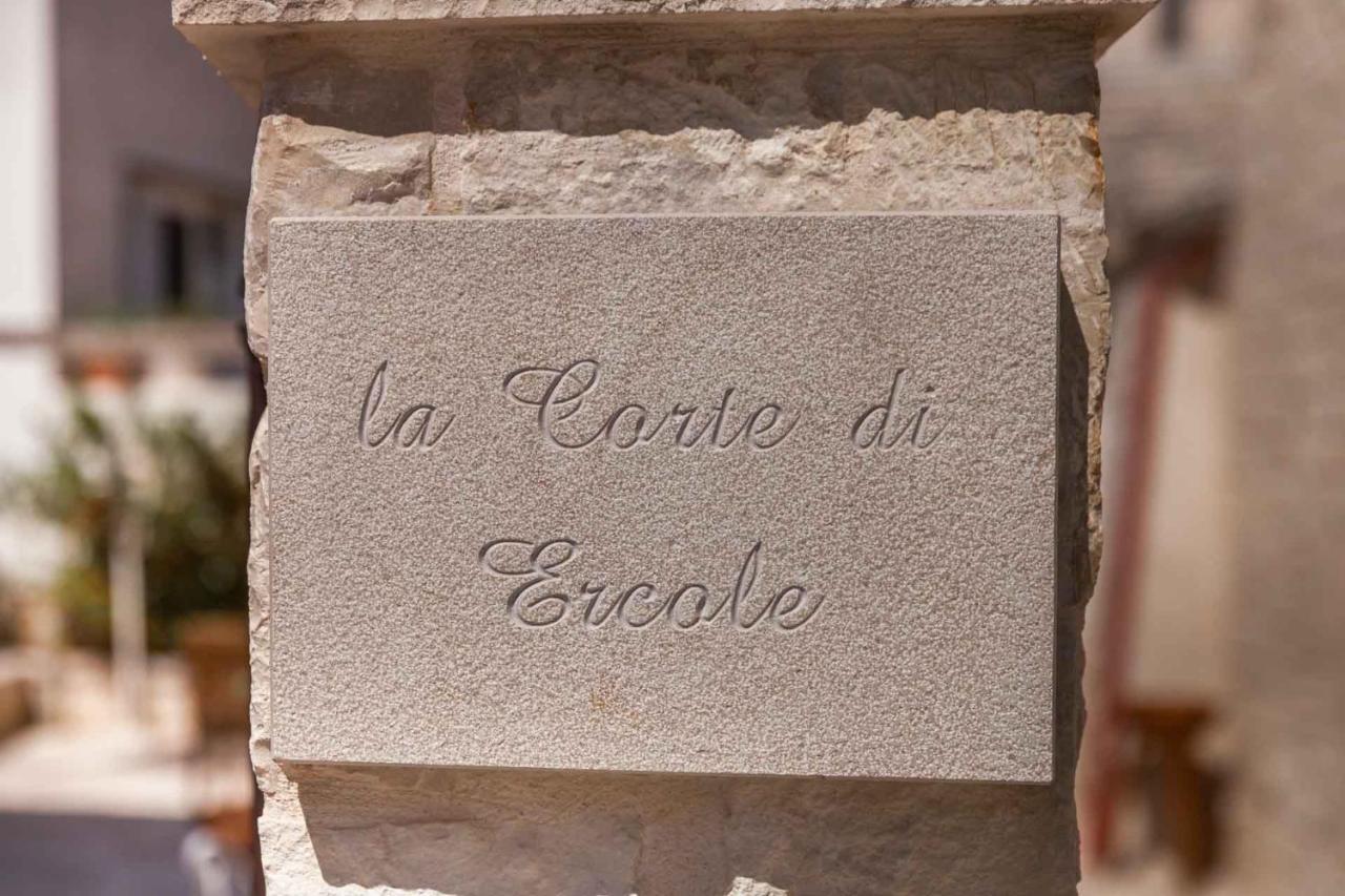 La Corte Di Ercole *